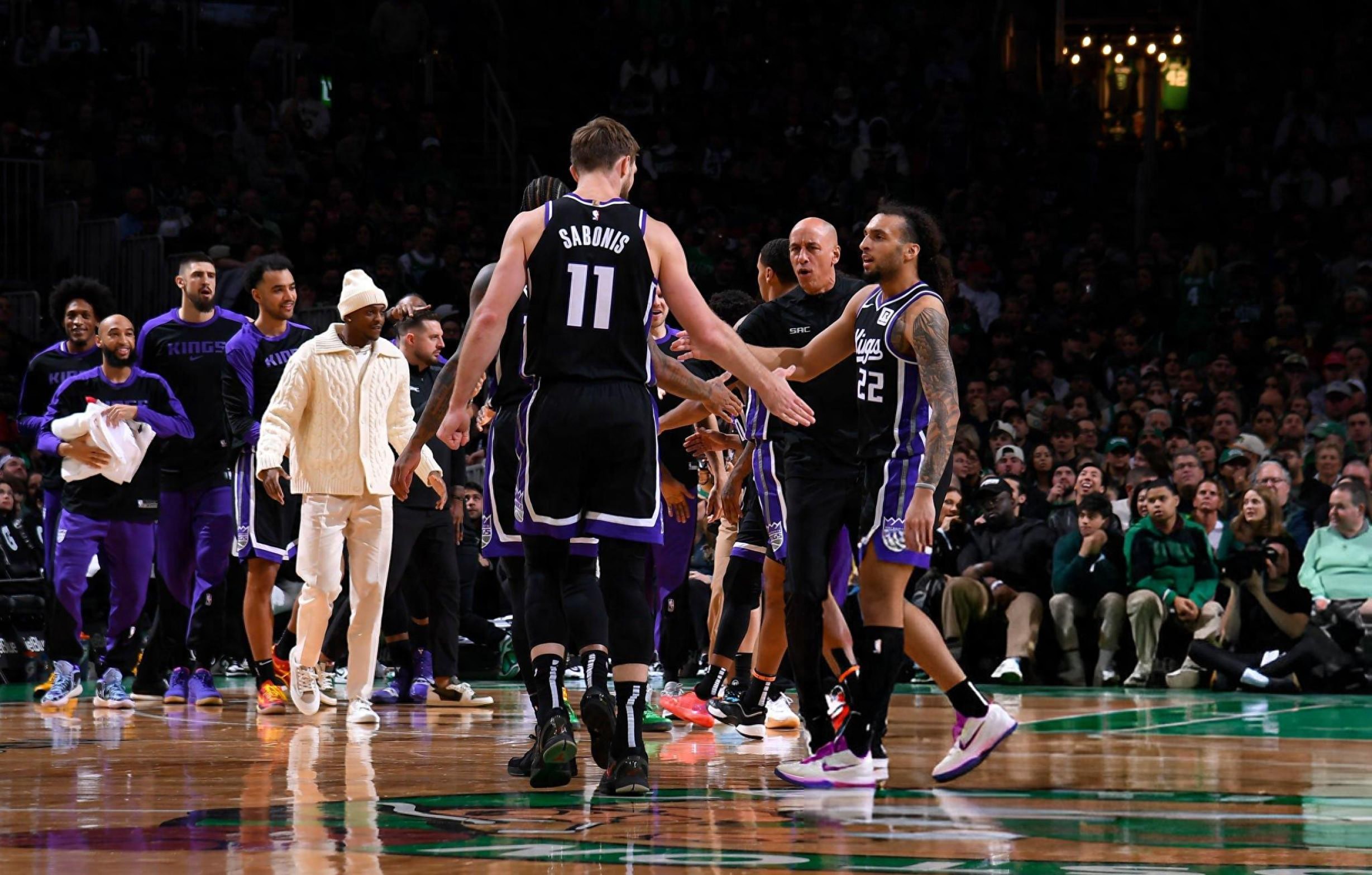 开云体育-快船逆袭凯尔特人，赢得胜利