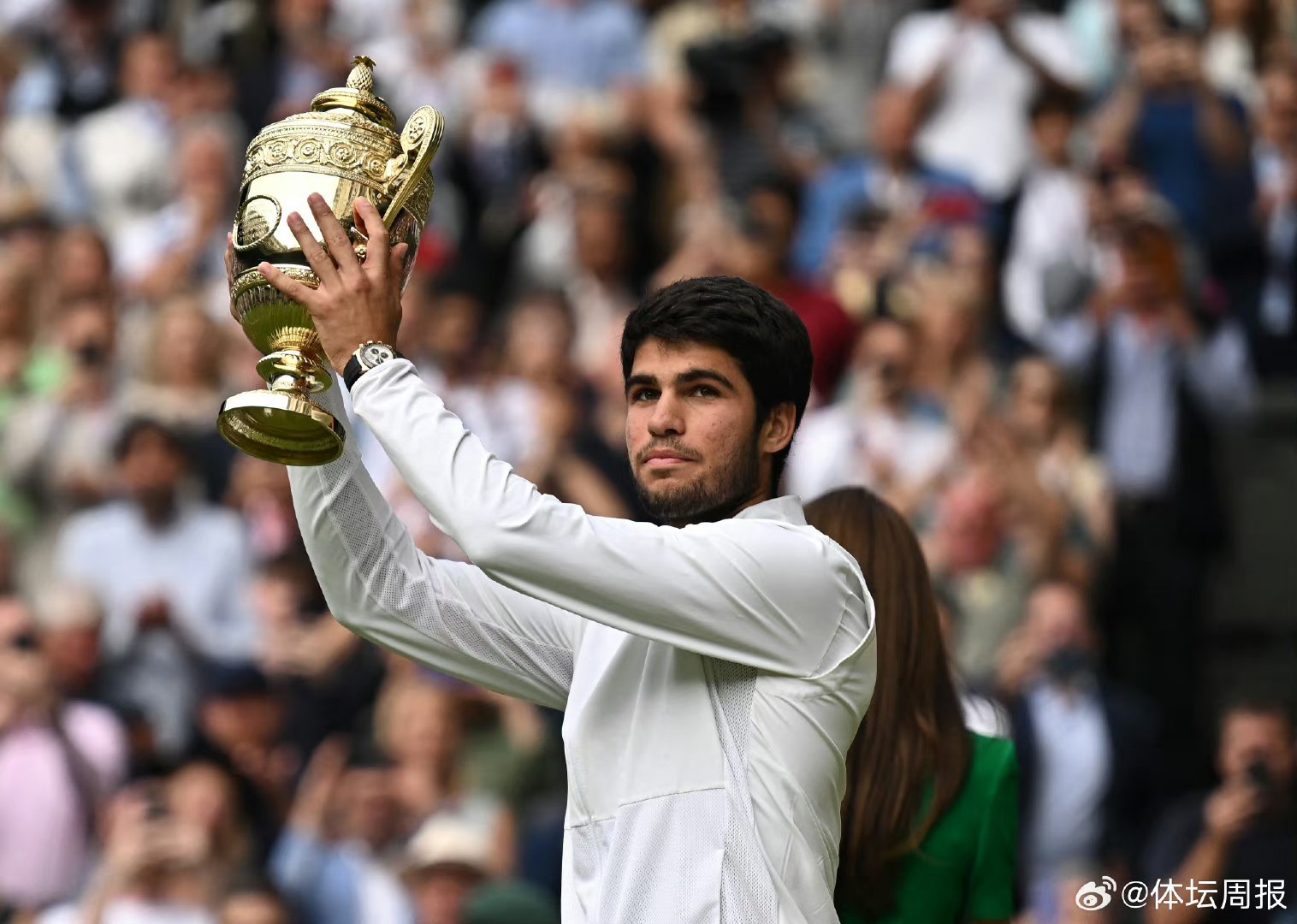 开云体育在线-温网完胜戴维斯杯，德约科维奇惊艳四座