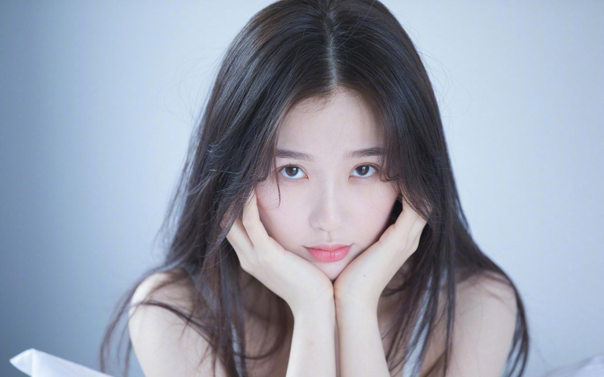 开云体育中国-绿茵场与硬木地的共鸣，西甲国家德比焦点战与魔术绝杀步行者的体育启示