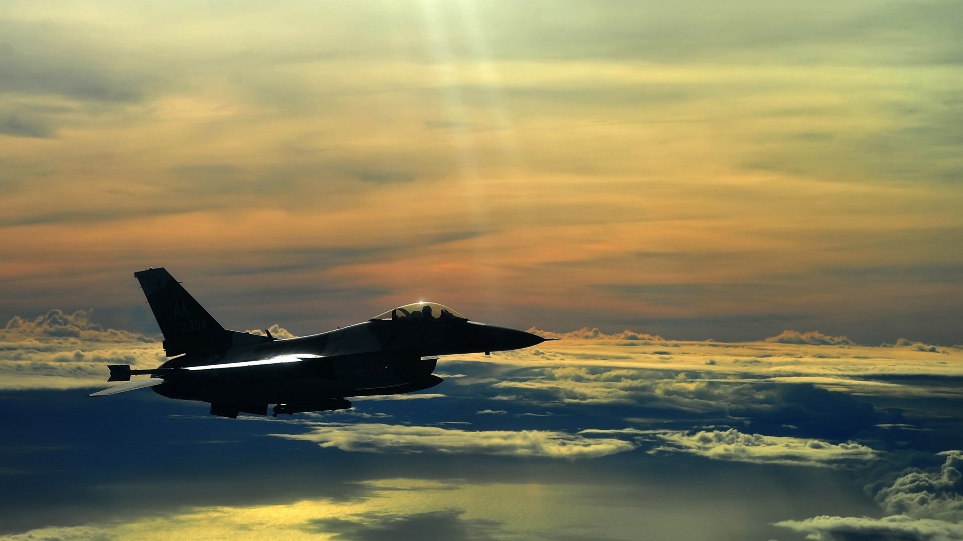 绿茵与硬木的双重奏，德甲争冠焦点战与掘金打穿湖人的竞技启示