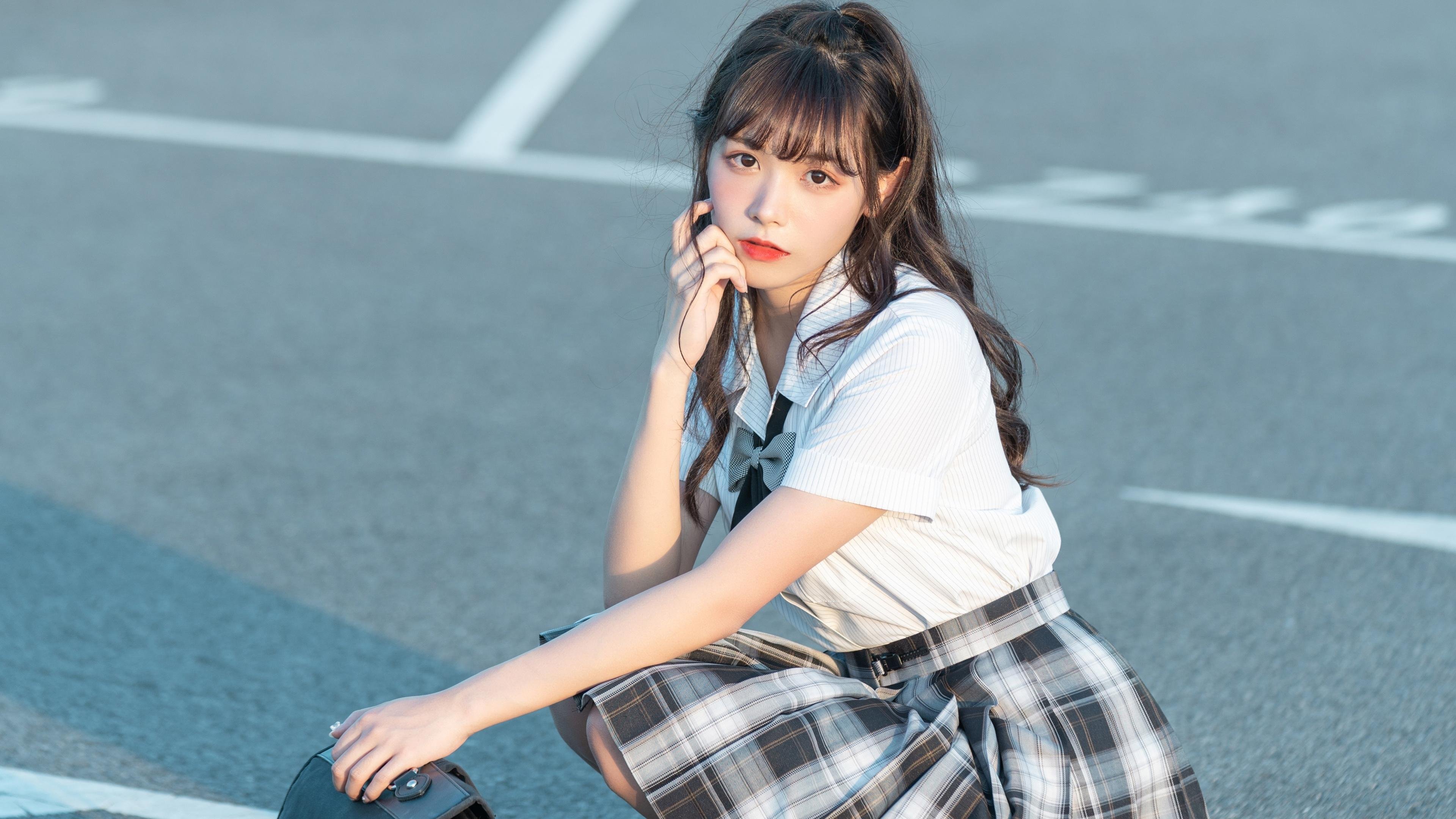 钢铁防线与紫色风暴，浓眉压制级发挥助雷霆淘汰赛力克步行者