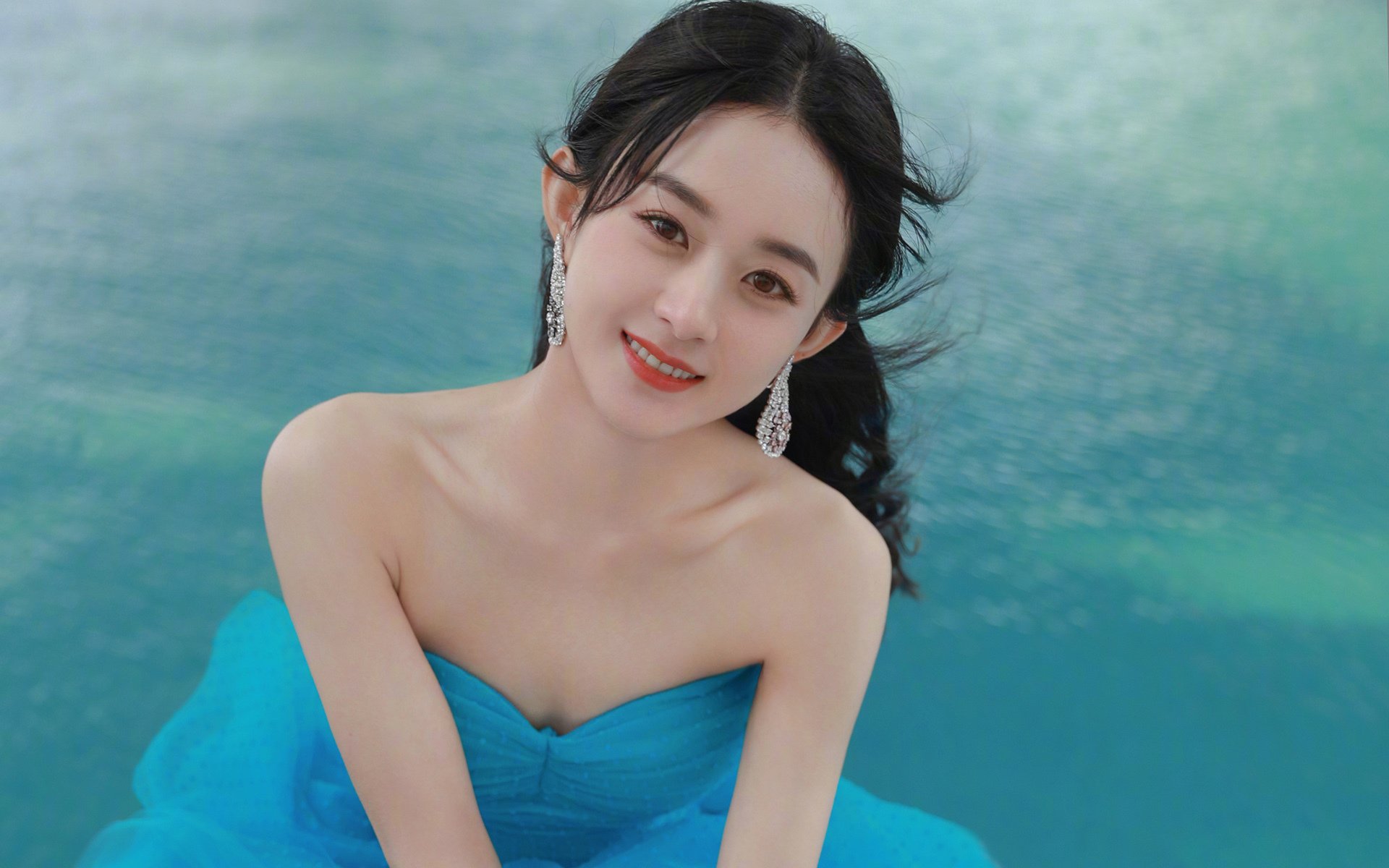 奥纳纳关键回合不手软，罗马横扫西班牙展欧战雄风