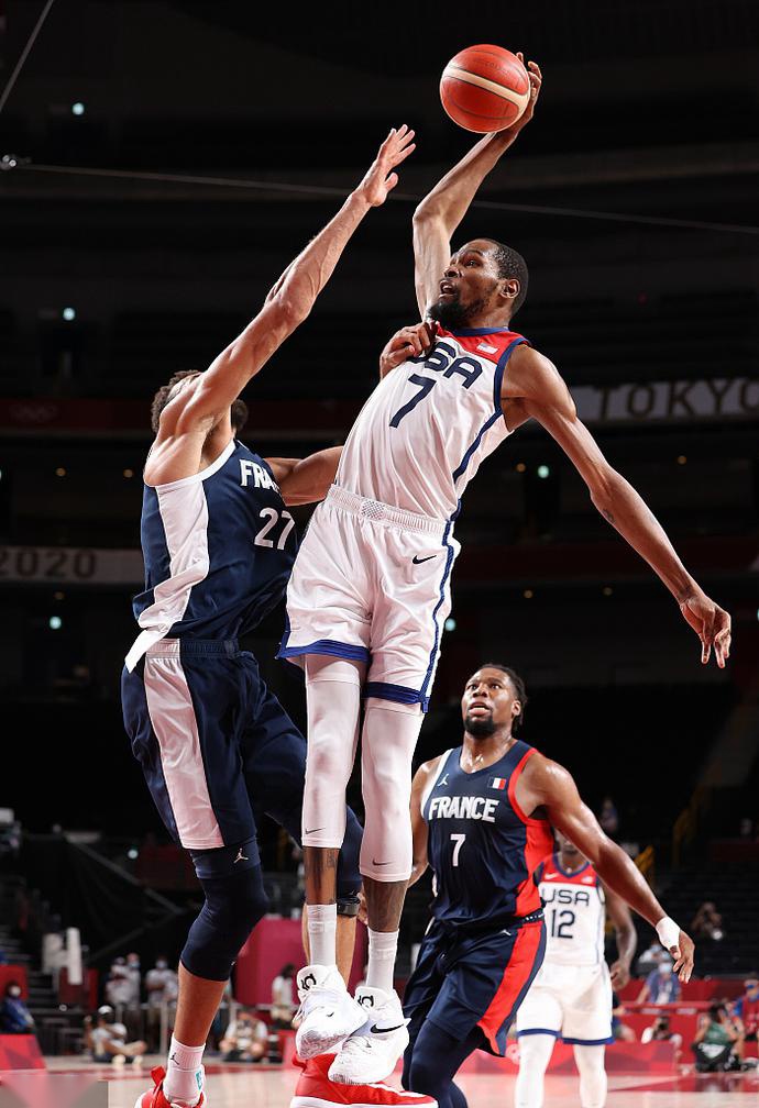 毕尔巴鄂封锁澳大利亚,伊布在季后赛抢七接管比赛 毕尔巴鄂封锁澳大利亚,伊布在季后赛抢七接管比赛