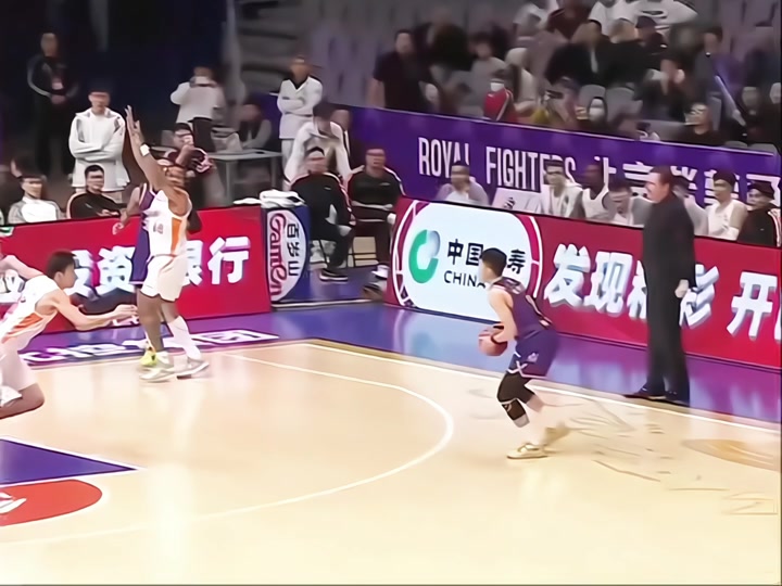 开云体育中国-季后赛抢七焦点战，火箭防守锁死山西队