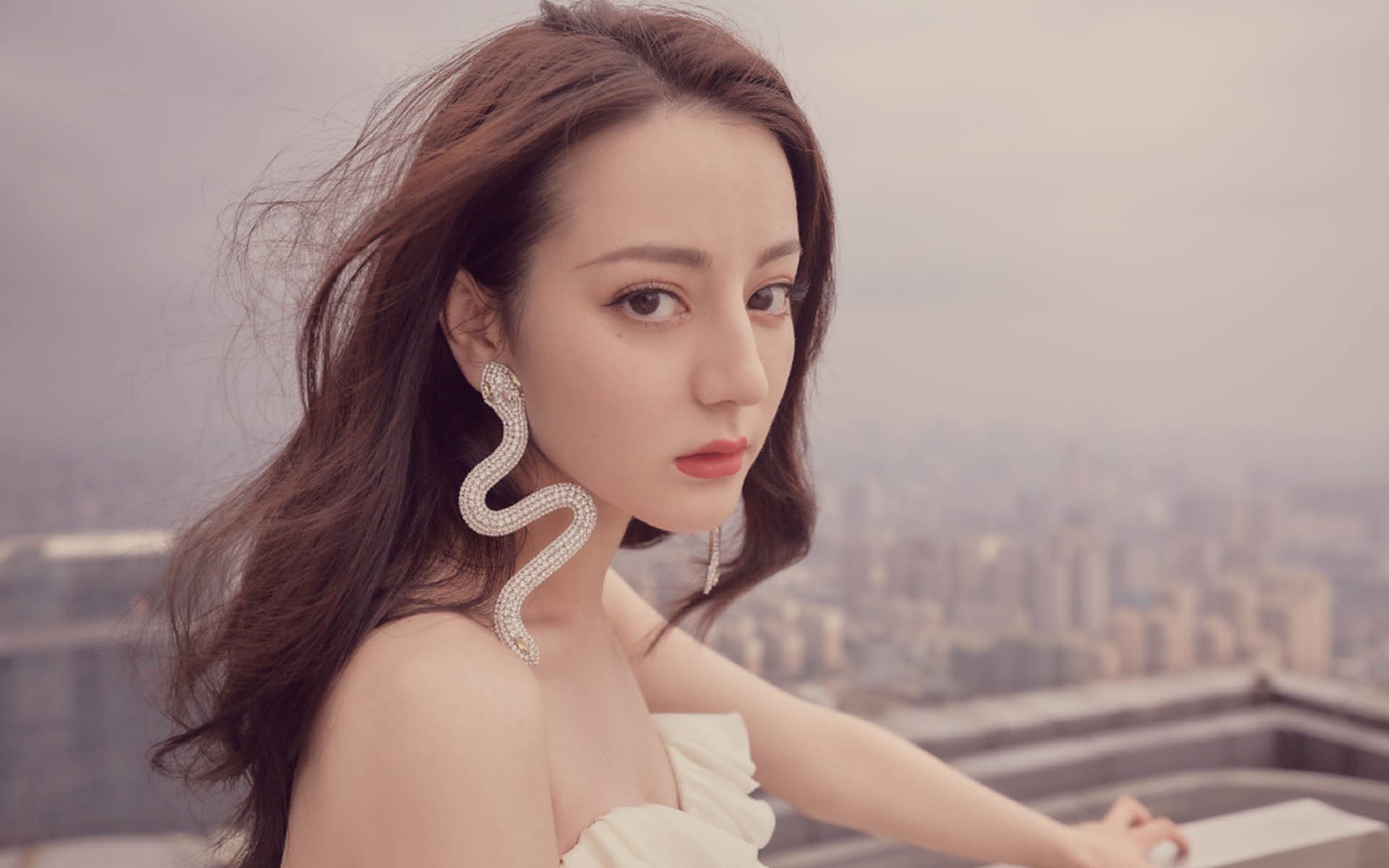 伊朗全面压制南非，厄德高独舞令对手绝望